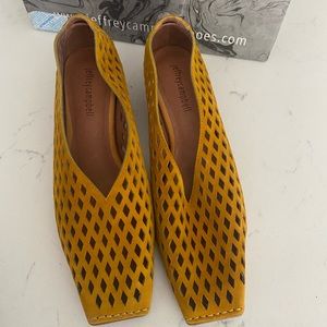 Barely worn Jeffrey campbell shoes